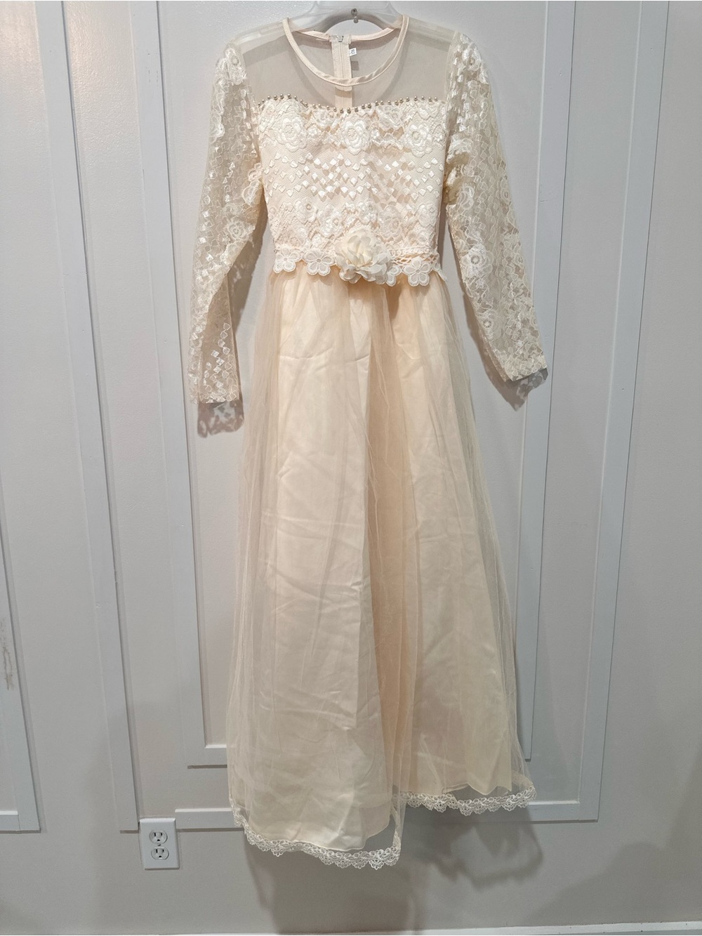 Girls Ivory Lace Tulle Dress